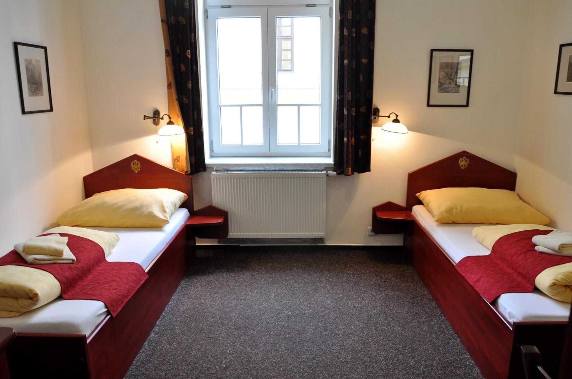 Hotel Cisar Ferdinand Локет Стая снимка